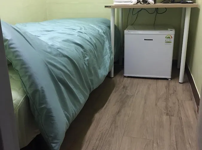 Sinchon Livingtel * ソウル特別市