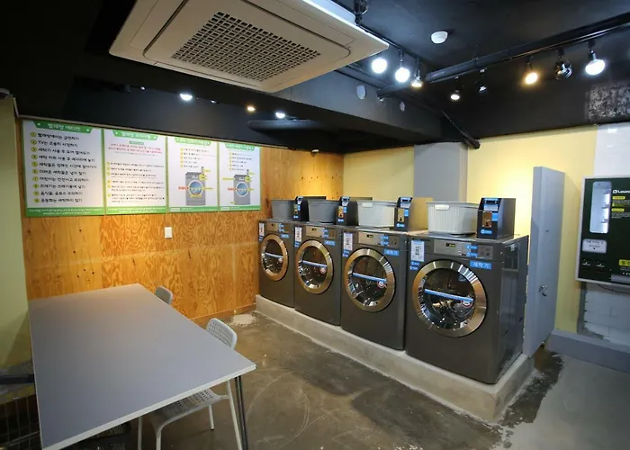 ホステル Sinchon Livingtel